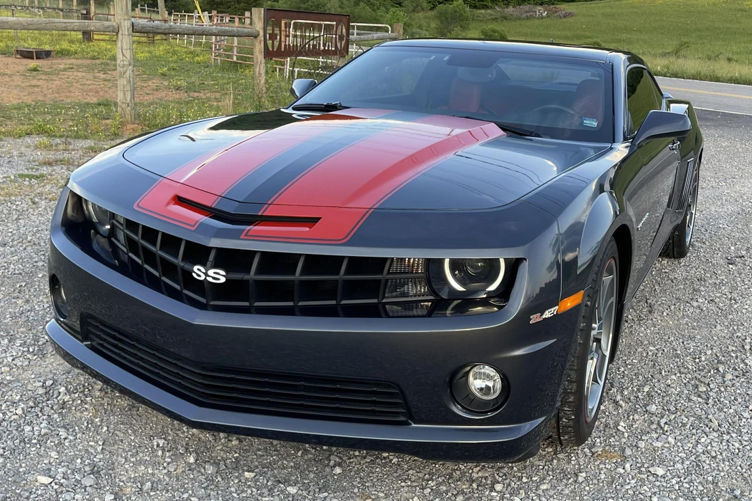 2010 Chevrolet Camaro SS 5th Gen - Image 8 of 31