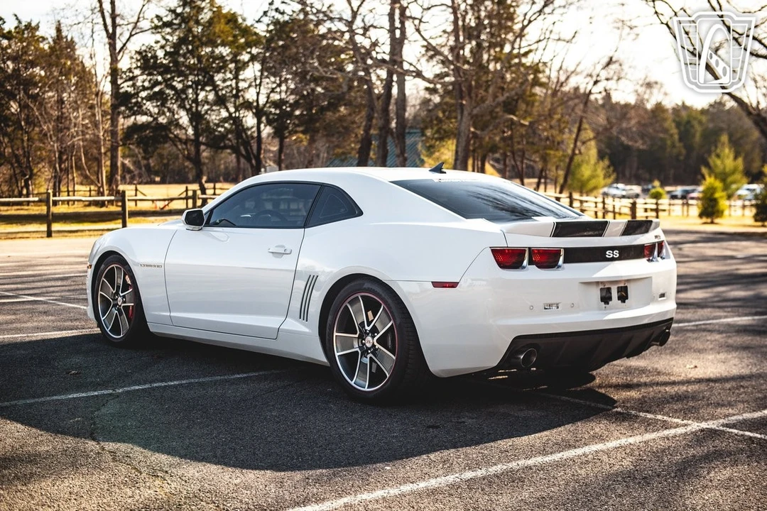 2010 Chevrolet Camaro 5th Gen - Image 11 of 12