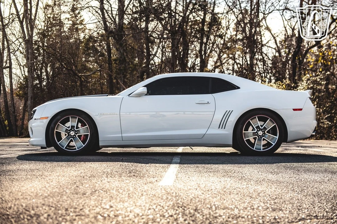 2010 Chevrolet Camaro 5th Gen - Image 9 of 12