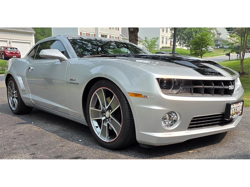 2010 Chevrolet Camaro ZL1 5th Gen - Image 3 of 31
