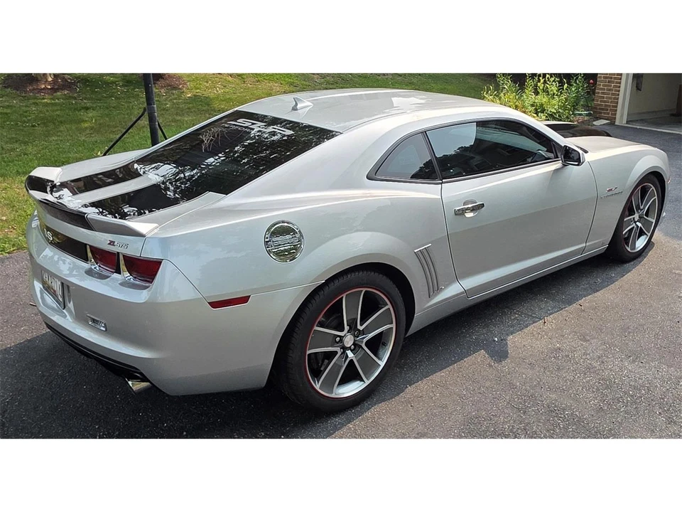 2010 Chevrolet Camaro ZL1 5th Gen - Image 15 of 31