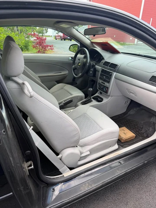 2010 Chevrolet Cobalt 1st Gen - Image 5 of 5