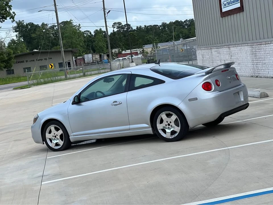 2010 Chevrolet Cobalt 1st Gen - Image 4 of 8