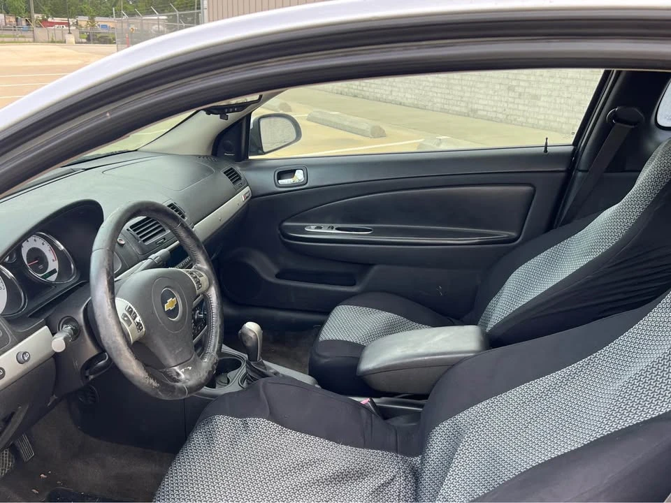 2010 Chevrolet Cobalt 1st Gen - Image 6 of 8