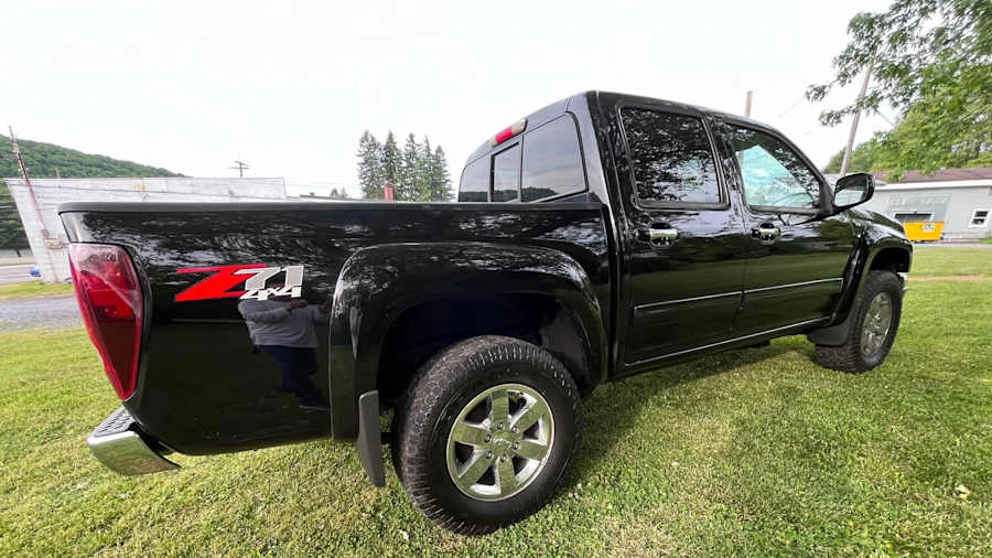 2010 Chevrolet Colorado 1st Gen - Image 3 of 20