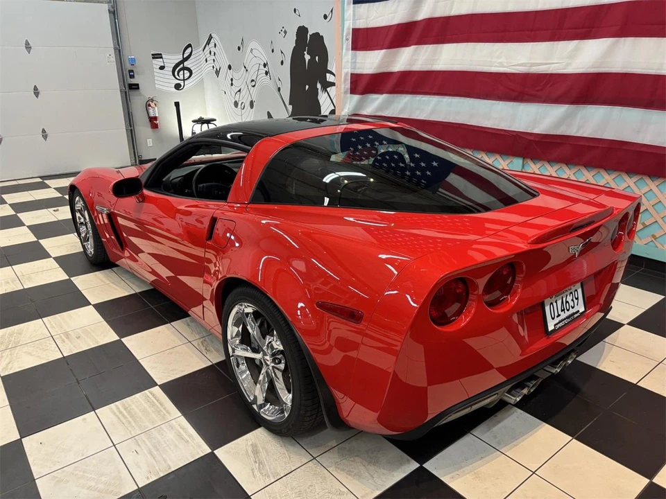 2010 Chevrolet Corvette C6 - Image 10 of 31