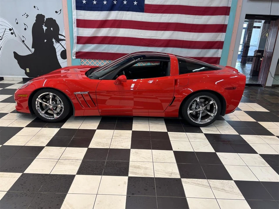 2010 Chevrolet Corvette C6 - Image 8 of 31