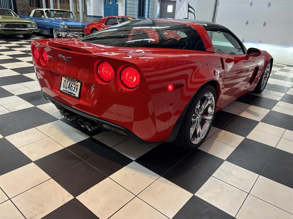 2010 Chevrolet Corvette C6 - Image 16 of 31
