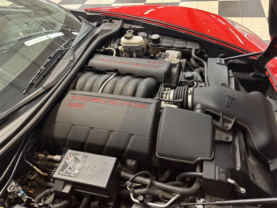 2010 Chevrolet Corvette C6 - Image 30 of 31