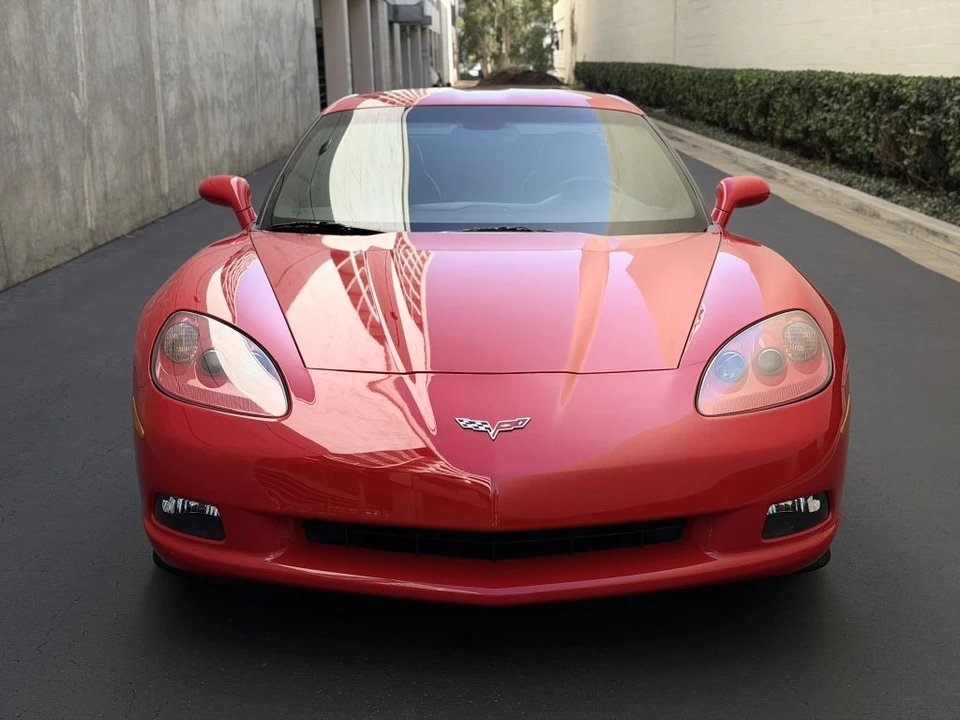 2010 Chevrolet Corvette C6 - Image 6 of 21