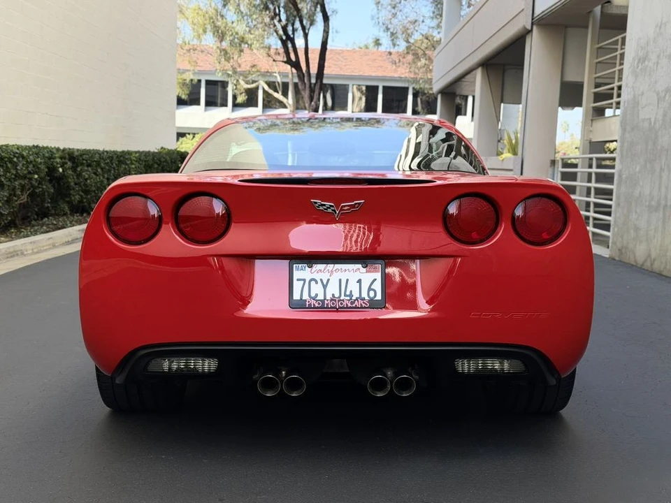 2010 Chevrolet Corvette C6 - Image 19 of 21