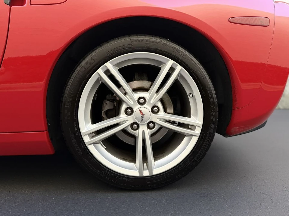 2010 Chevrolet Corvette C6 - Image 14 of 21