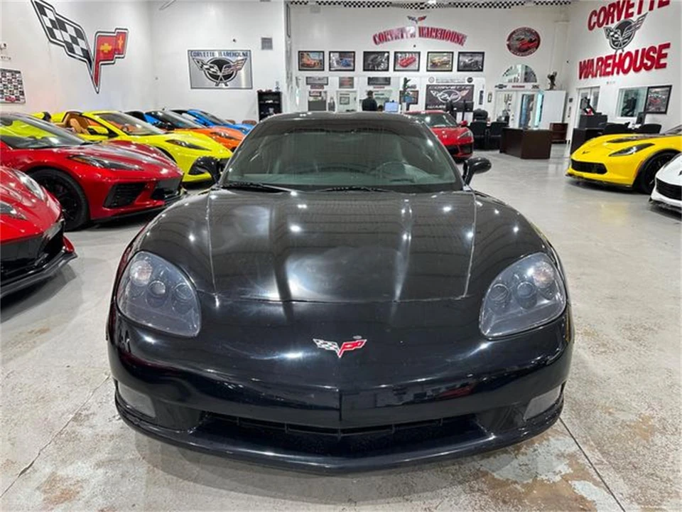 2010 Chevrolet Corvette C6 - Image 16 of 30