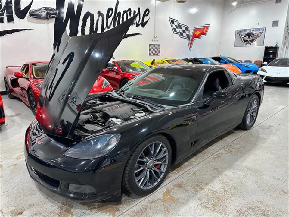 2010 Chevrolet Corvette C6 - Image 20 of 30