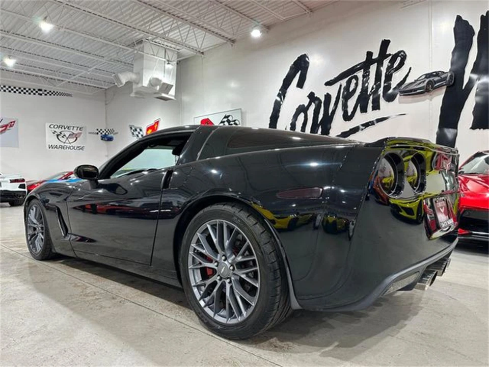 2010 Chevrolet Corvette C6 - Image 4 of 30