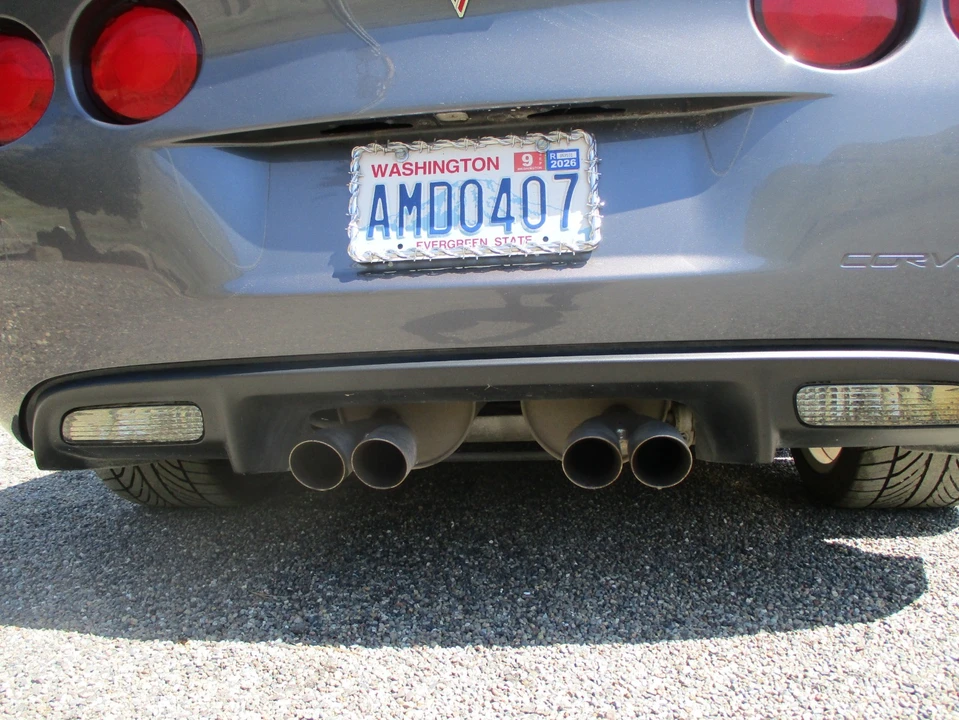 2010 Chevrolet Corvette C6 - Image 19 of 31