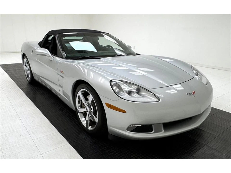 2010 Chevrolet Corvette C6 - Image 10 of 31