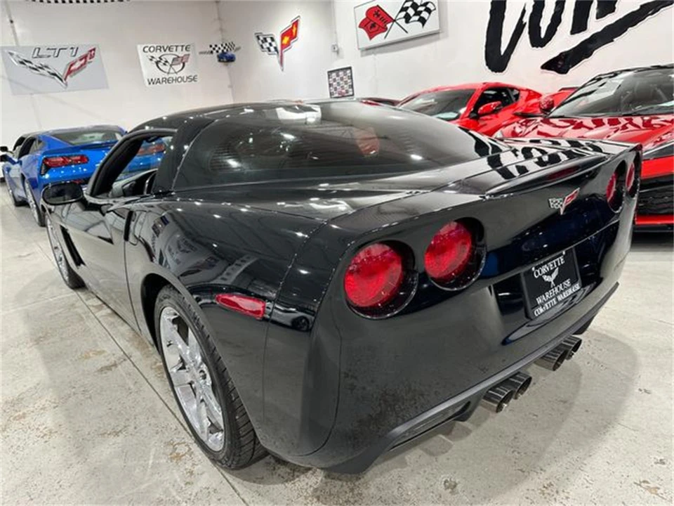 2010 Chevrolet Corvette C6 - Image 3 of 10