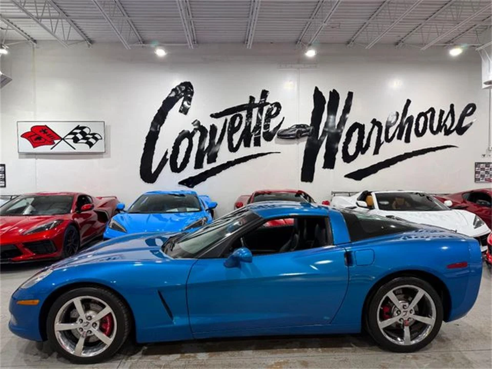 2010 Chevrolet Corvette C6 - Image 2 of 10