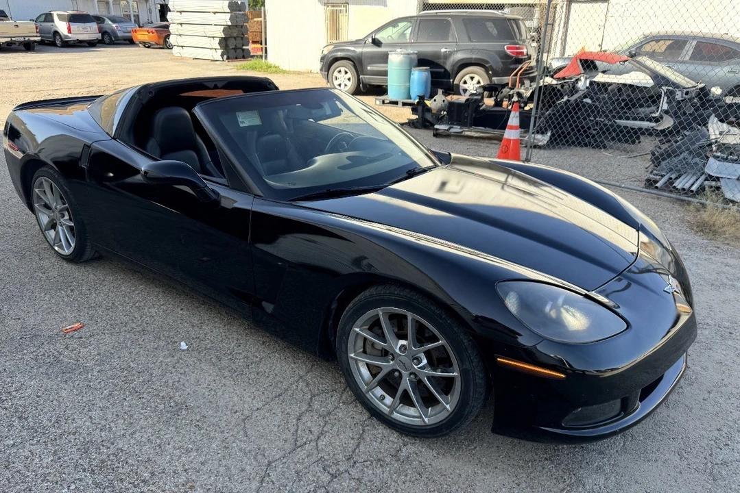 2010 Chevrolet Corvette C6 - Image 7 of 12