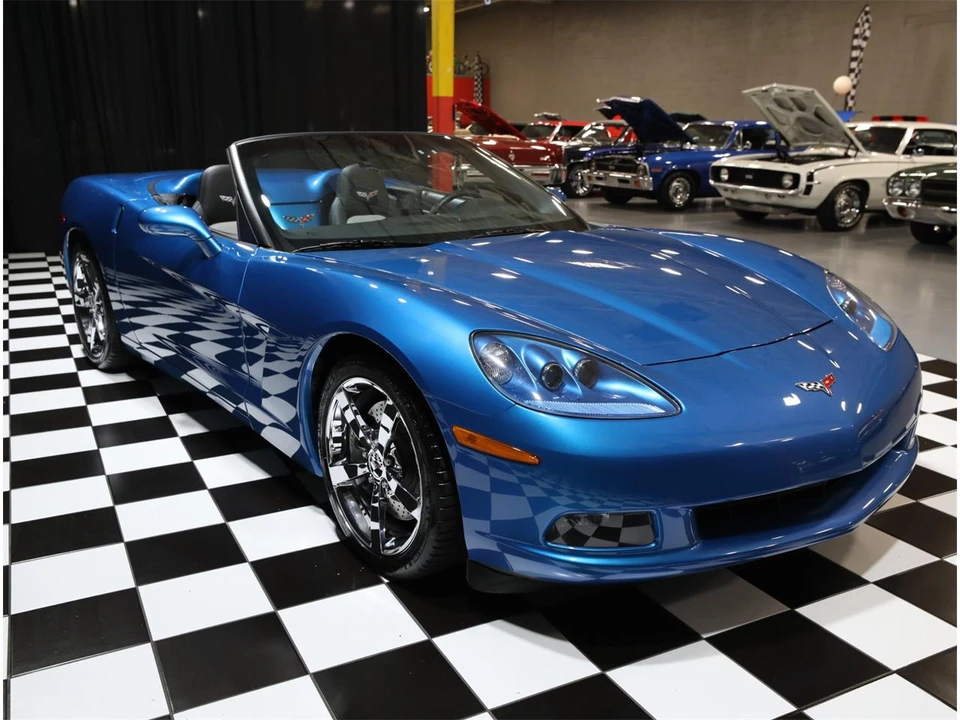 2010 Chevrolet Corvette C6 - Image 20 of 31