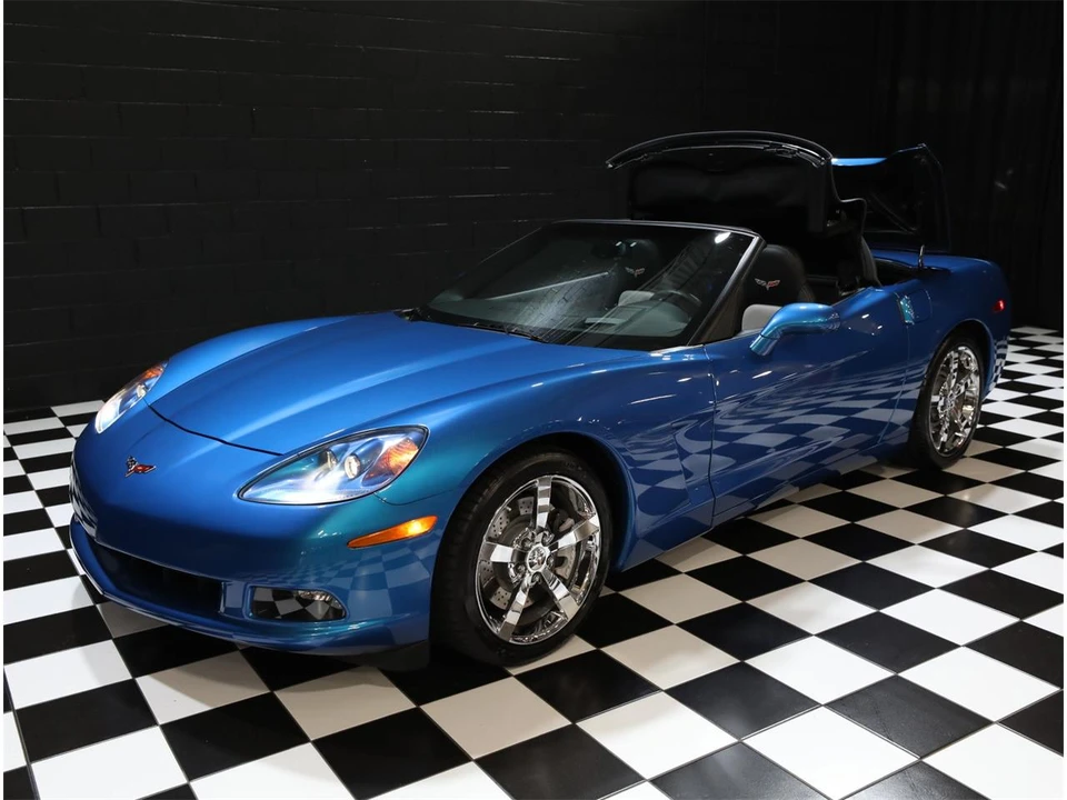 2010 Chevrolet Corvette C6 - Image 11 of 31