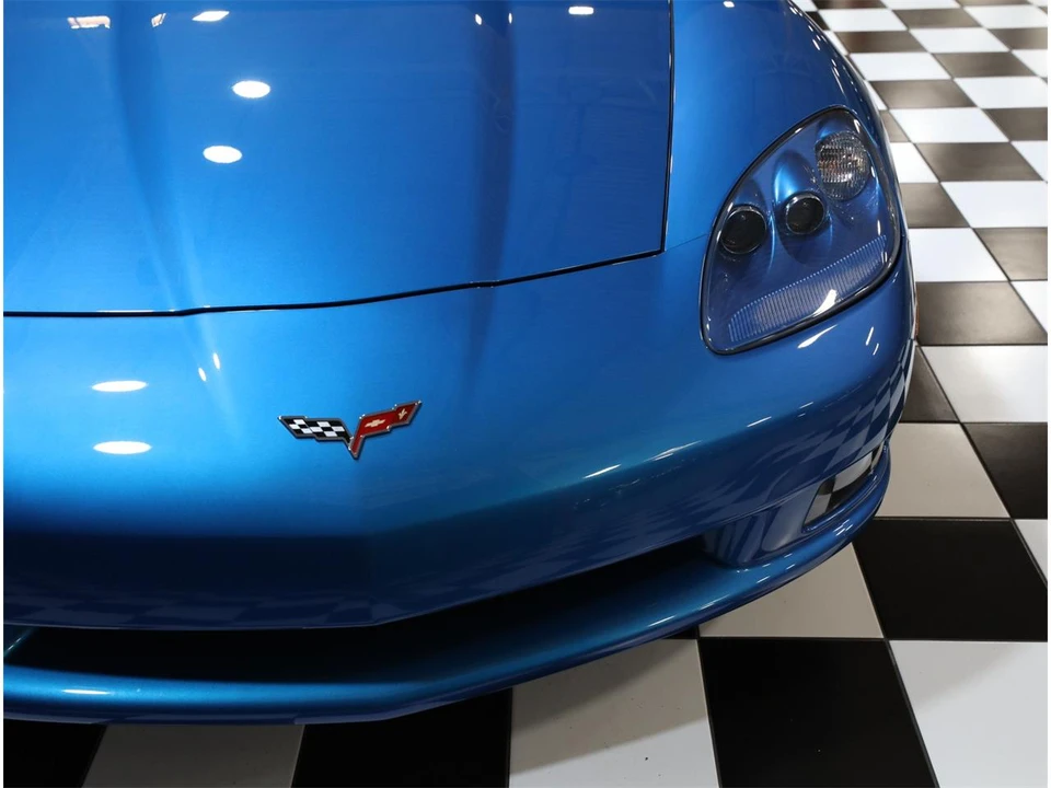 2010 Chevrolet Corvette C6 - Image 17 of 31
