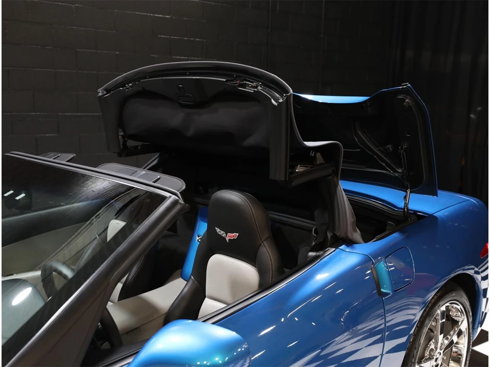 2010 Chevrolet Corvette C6 - Image 12 of 31