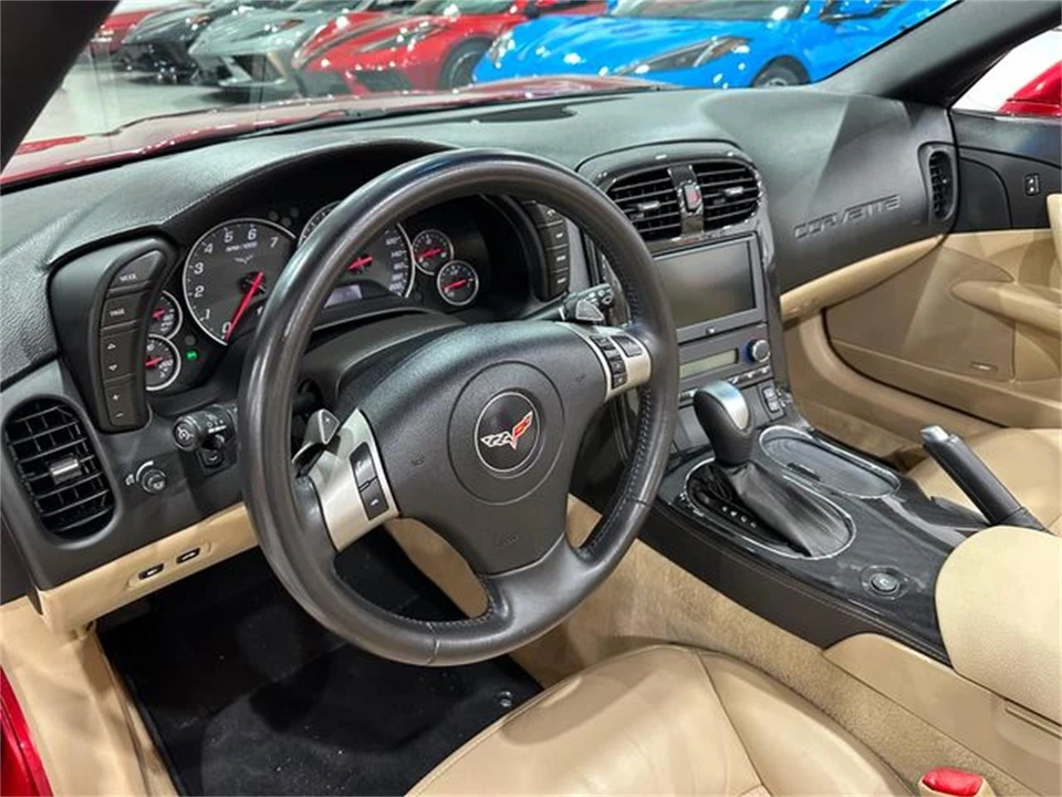 2010 Chevrolet Corvette C6 - Image 17 of 30