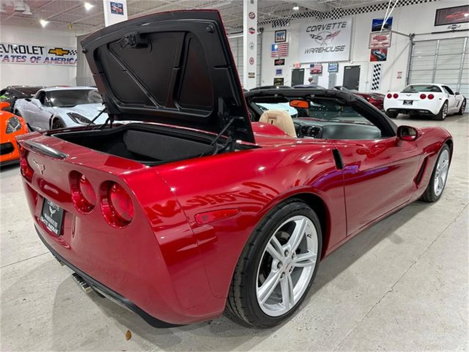 2010 Chevrolet Corvette C6 - Image 29 of 30
