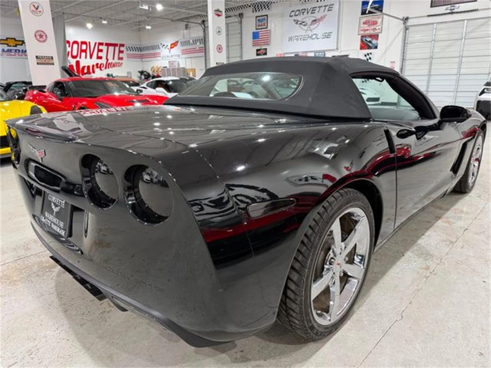 2010 Chevrolet Corvette C6 - Image 5 of 10