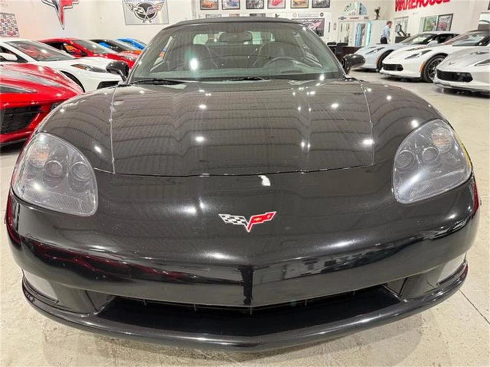 2010 Chevrolet Corvette C6 - Image 8 of 10