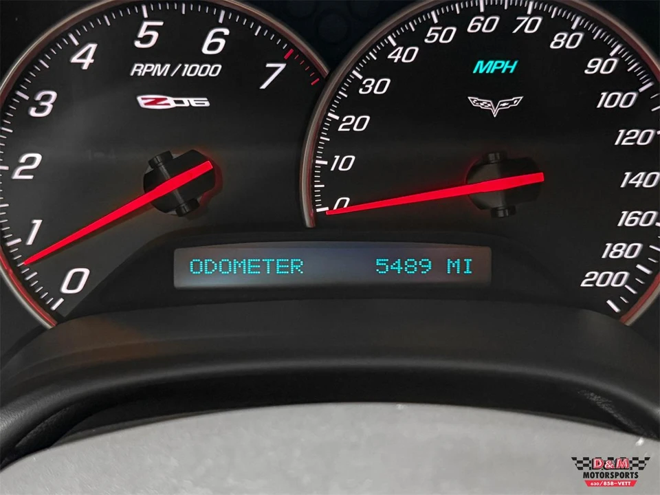 2010 Chevrolet Corvette C6 - Image 19 of 31