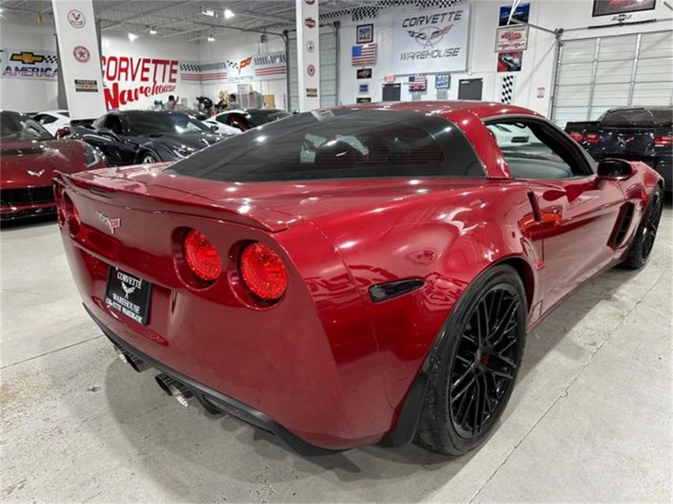 2010 Chevrolet Corvette C6 - Image 6 of 10