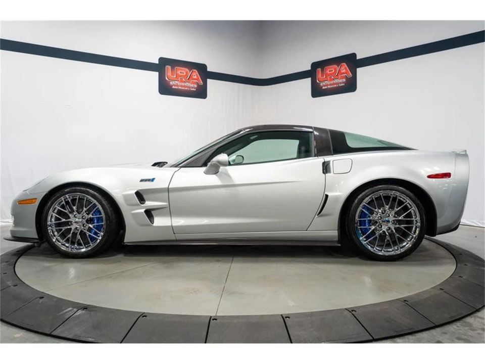 2010 Chevrolet Corvette C6 - Image 6 of 25