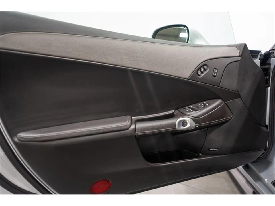 2010 Chevrolet Corvette C6 - Image 18 of 25