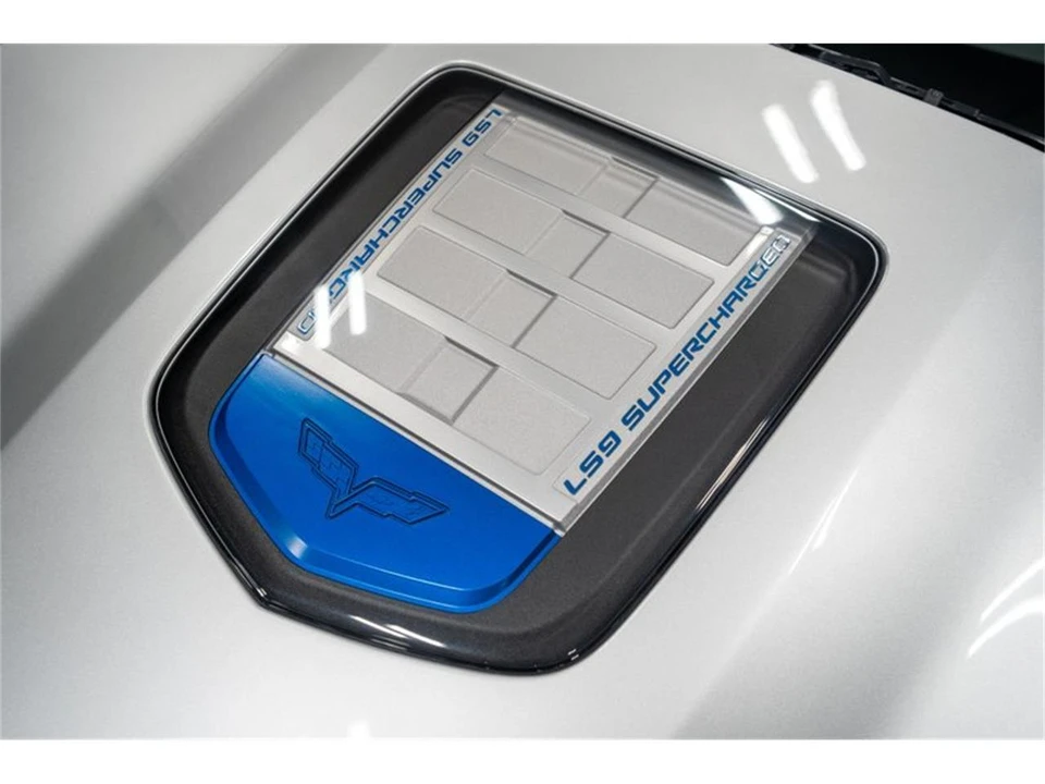 2010 Chevrolet Corvette C6 - Image 23 of 25