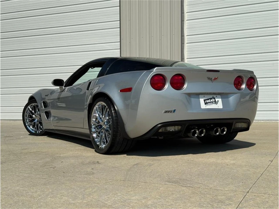2010 Chevrolet Corvette C6 - Image 15 of 31