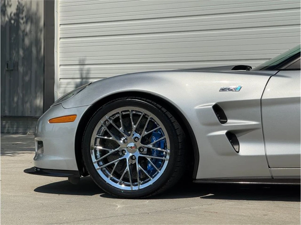 2010 Chevrolet Corvette C6 - Image 24 of 31