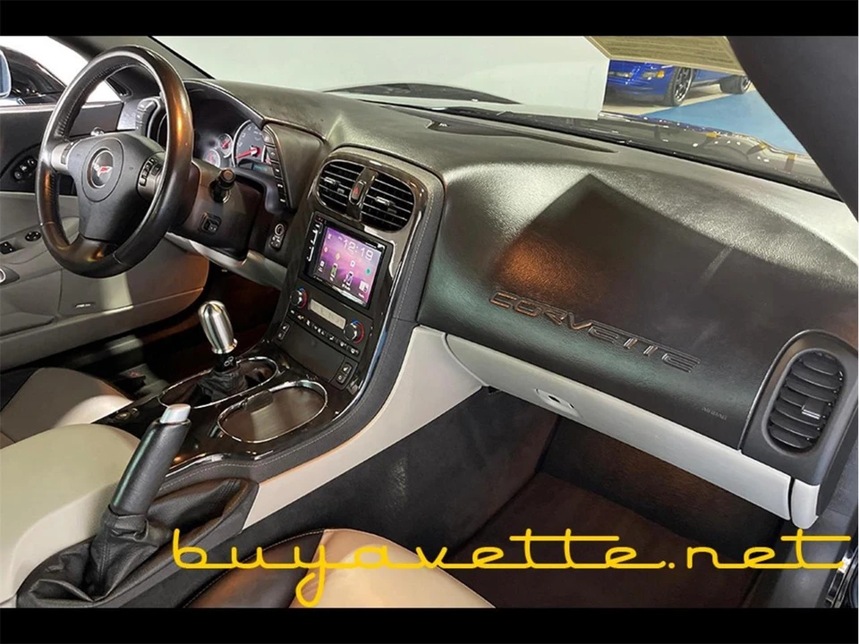 2010 Chevrolet Corvette C6 - Image 15 of 31