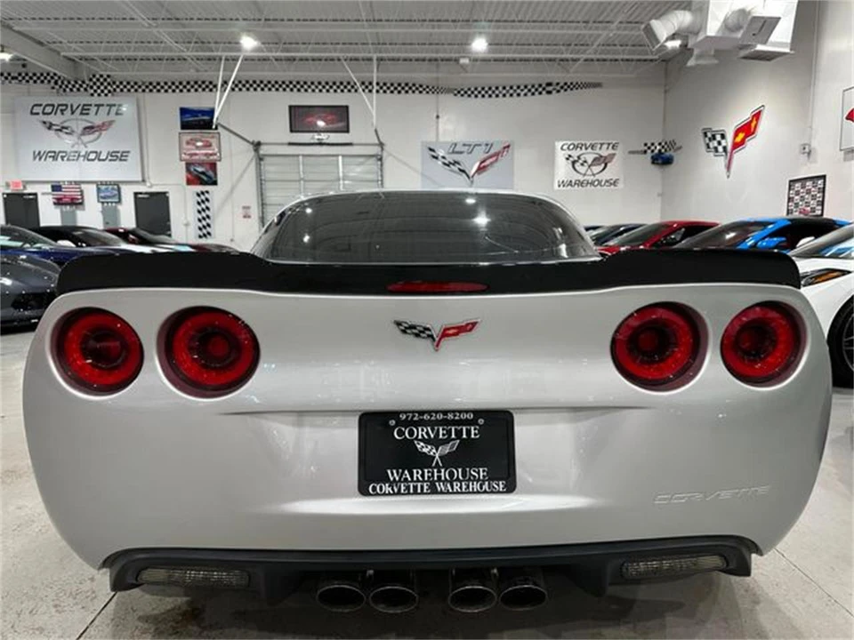 2010 Chevrolet Corvette C6 - Image 8 of 10