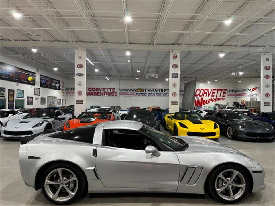 2010 Chevrolet Corvette C6 - Image 5 of 10