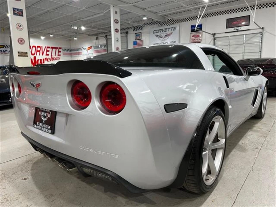 2010 Chevrolet Corvette C6 - Image 6 of 10