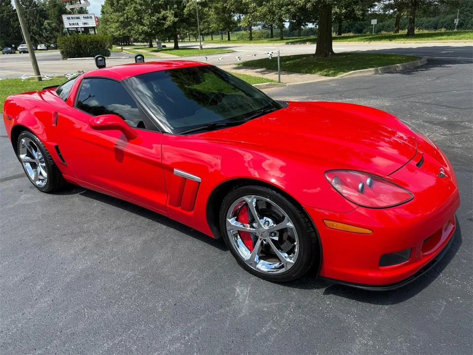 2010 Chevrolet Corvette C6 - Image 11 of 30