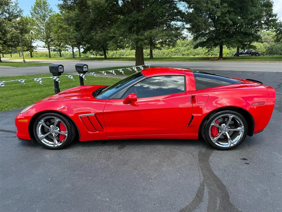2010 Chevrolet Corvette C6 - Image 6 of 30