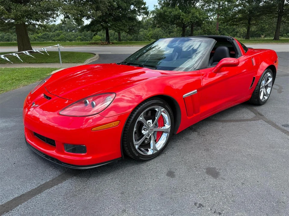 2010 Chevrolet Corvette C6 - Image 2 of 30