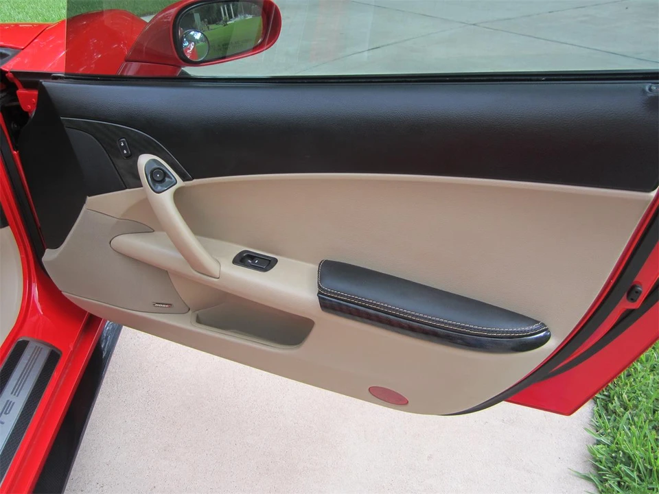 2010 Chevrolet Corvette C6 - Image 15 of 31