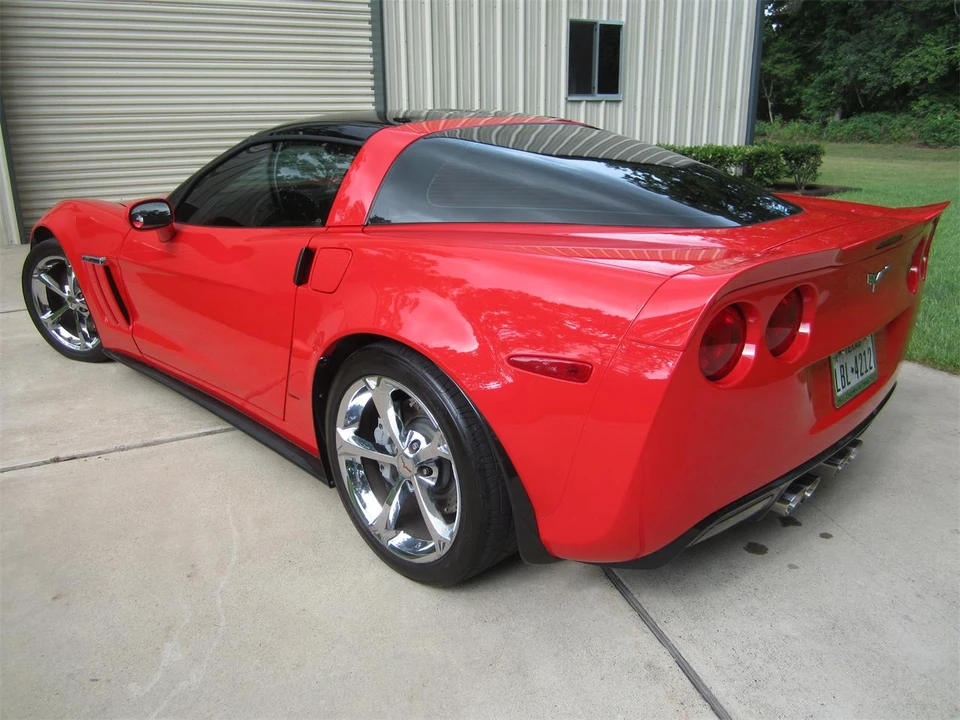 2010 Chevrolet Corvette C6 - Image 8 of 31