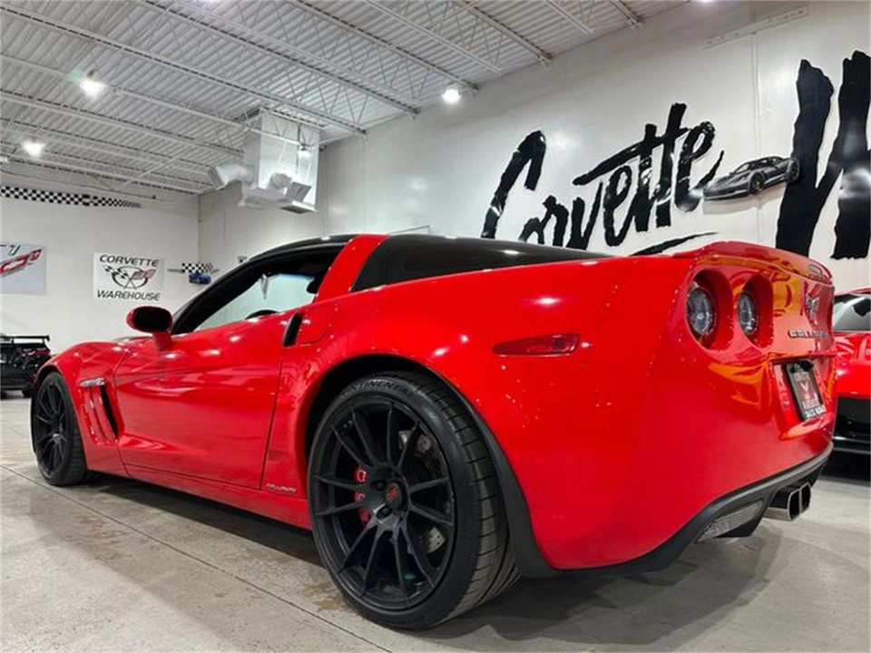 2010 Chevrolet Corvette C6 - Image 4 of 30