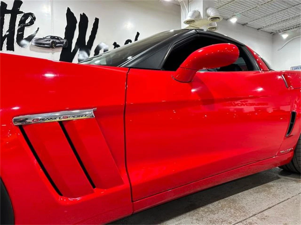 2010 Chevrolet Corvette C6 - Image 24 of 30